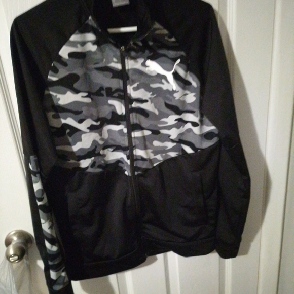 Puma Other - Puma Black and Gray Windbreaker with Camo Design
